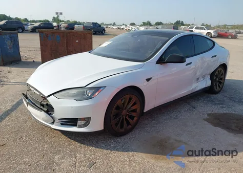2015 Tesla Model S 70D/85D/P85D из США, поврежденный, VIN 5YJSA1S22FF082785